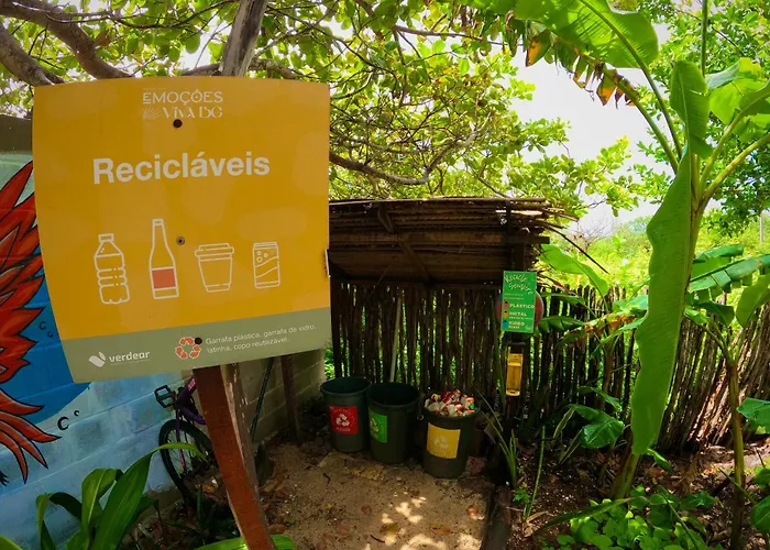 Raizes Eco Hostel